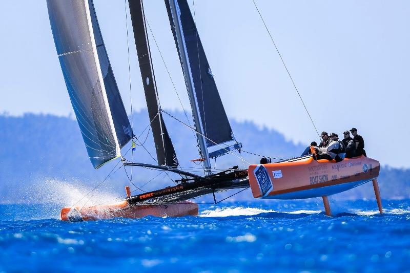 multihull sailboat racing